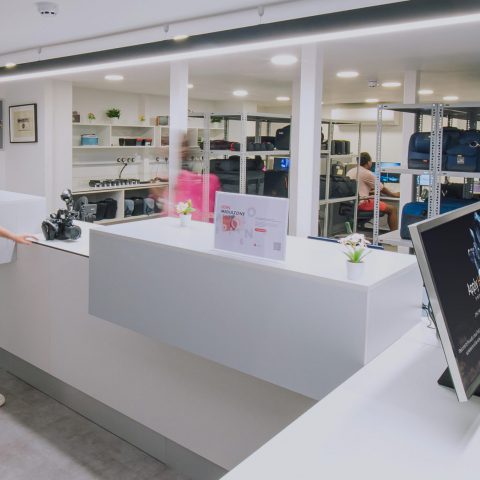 The Mediazone front desk and lab